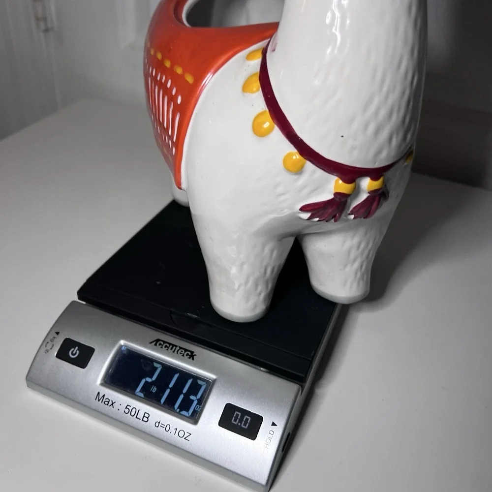 Ceramic Llama Planter Orange Blanket‎ 11